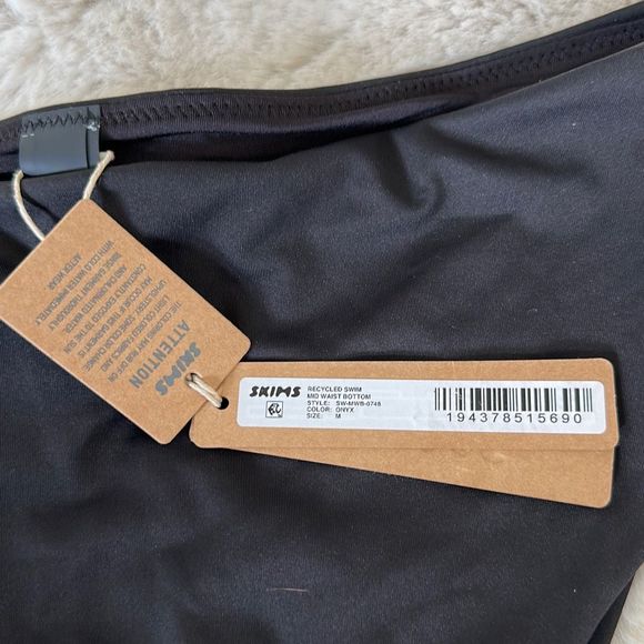 SKIMS Signature Swim Mid Waist Bottom Onyx - Picture 5 of 9